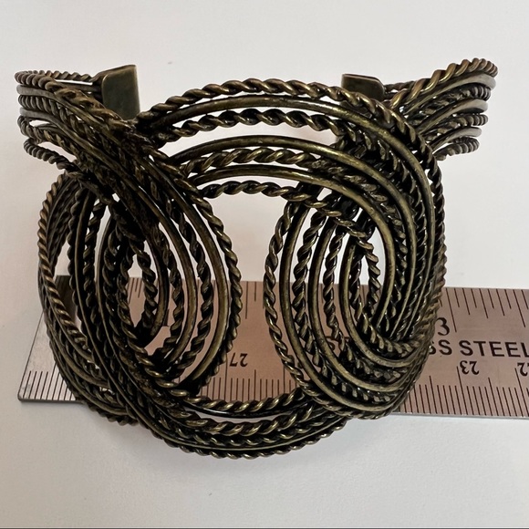 Vintage Cuff Bracelet - Picture 9 of 9